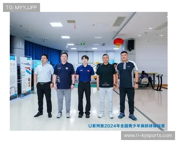 世界保龄球社区联赛与学校共建暑期训练营